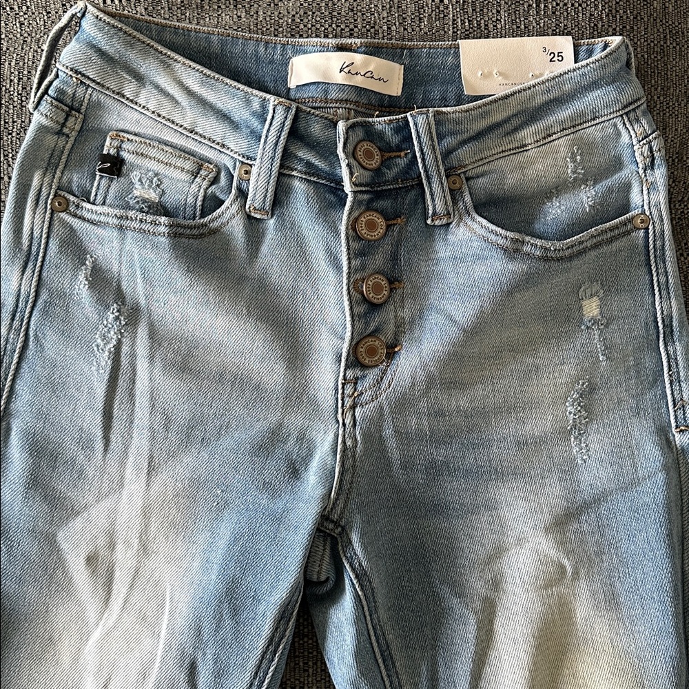 BNWT KanCan Light Blue Distressed Jeans - Picture 4 of 10